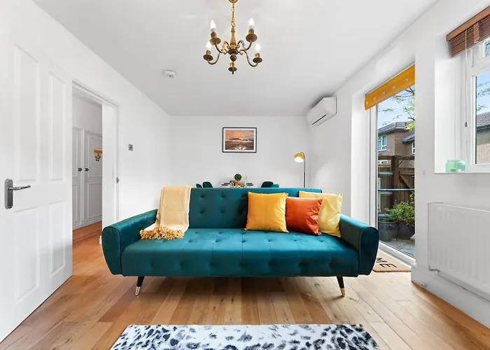 Clapham Serenity Garden Retreat With Free Parking